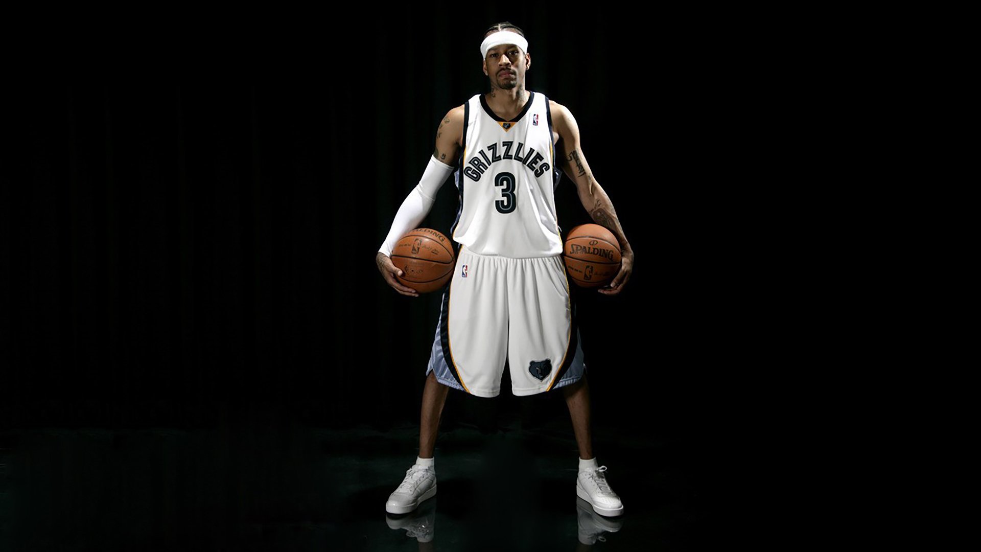 英格拉姆持续制造杀伤,雷霆爆冷活塞,一场战术与意外的双重奏