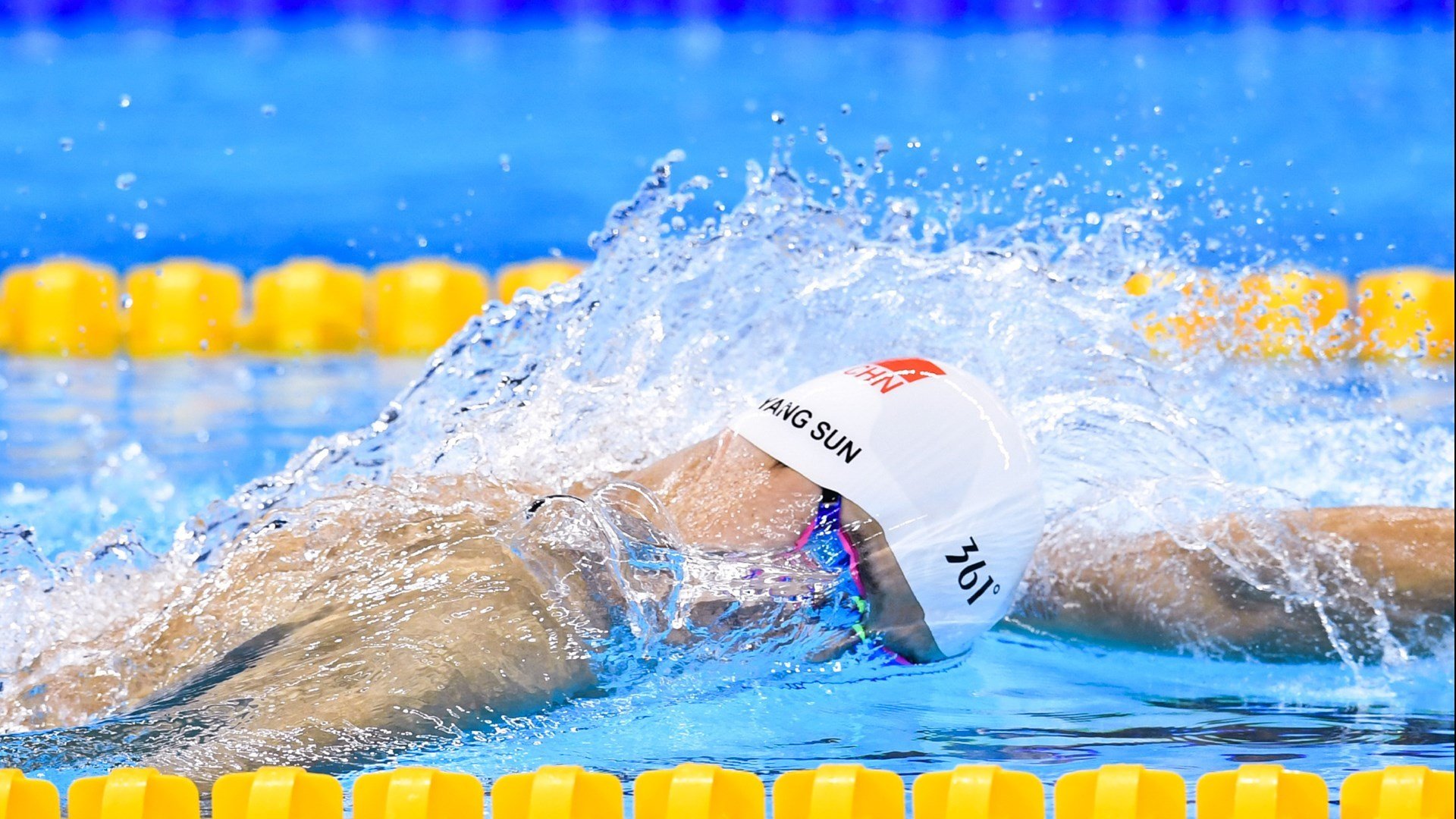 法网险胜美网,蒂姆刷新纪录背后的红土传奇